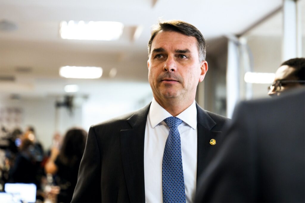 Flávio na rede social X, no dia 3 de janeiro deste ano, quando o ex-presidente d