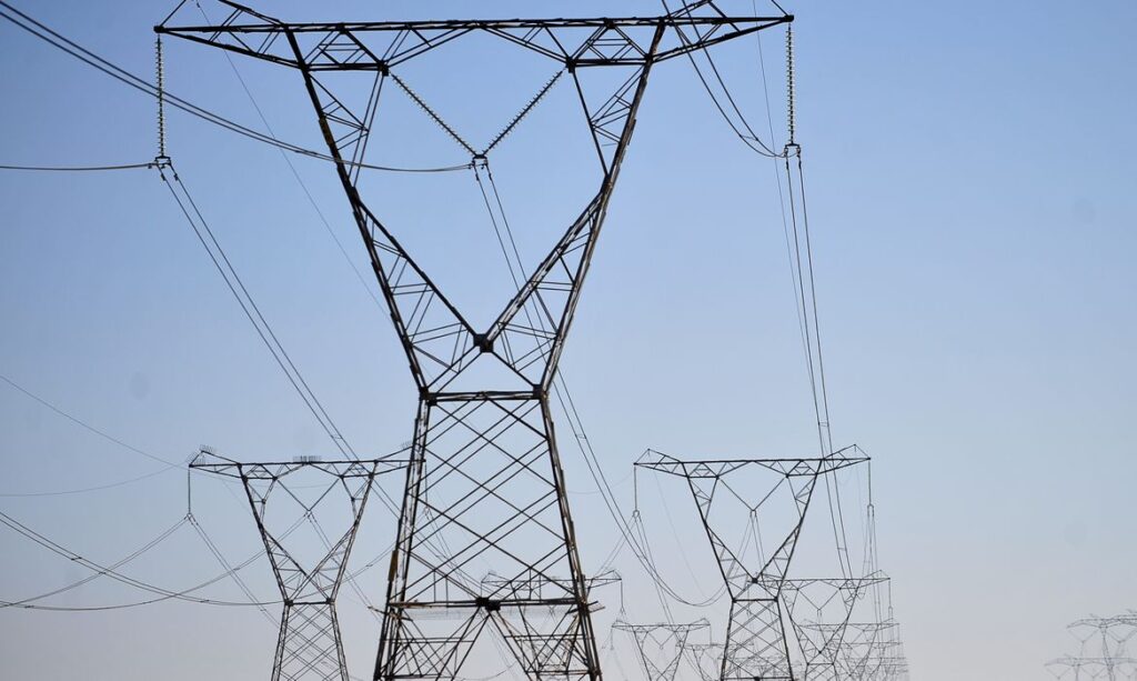 Bandeira Tarifária DE Energia Permanecerá Amarela EM Setembro
