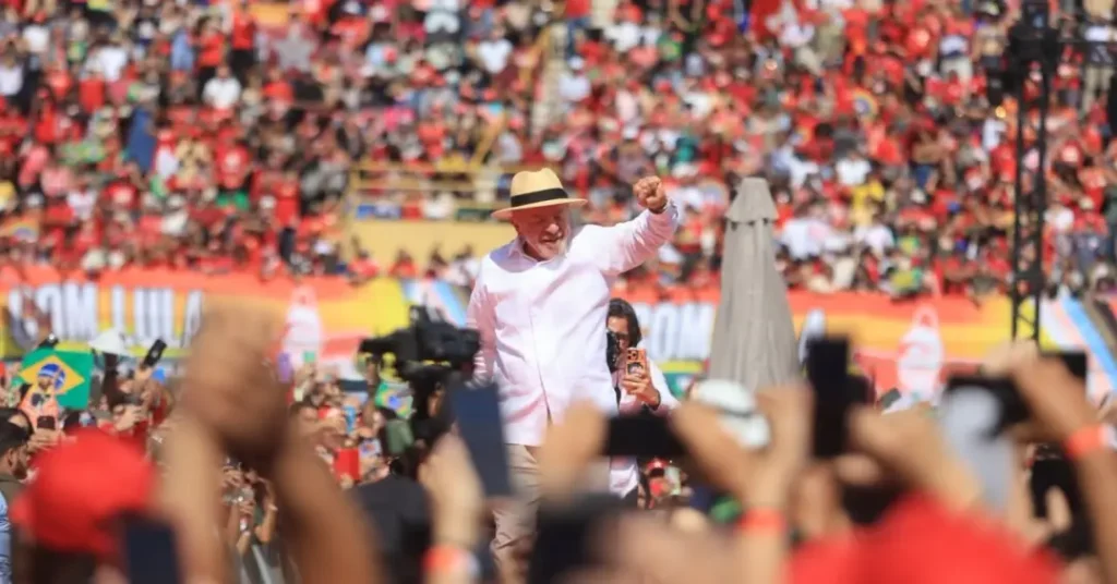 Campanha de Lula projeta aceleração na disputa eleitoral com início do horário gratuito