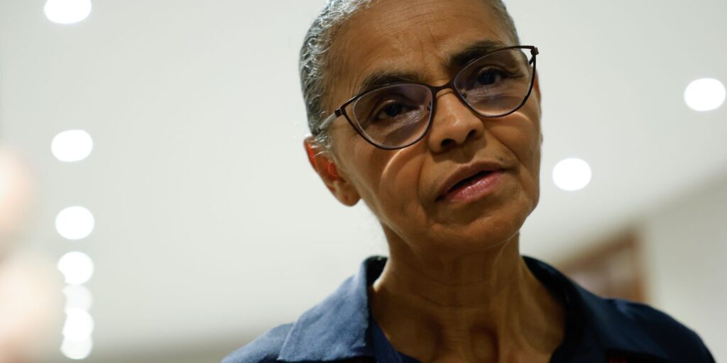 Candidata Marina Silva é alvo de intimidação em ato de campanha na capital paulista