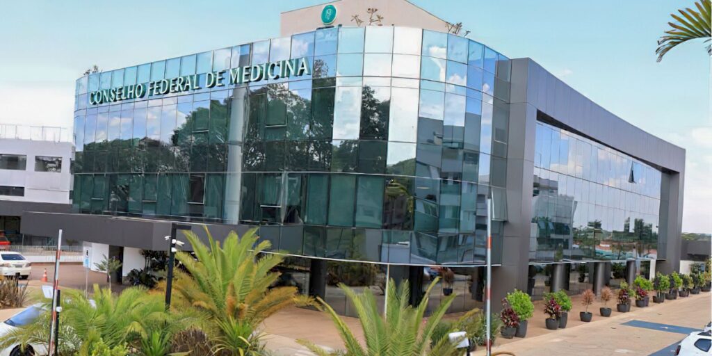 Justiça Federal suspende norma que autorizava harmonização facial por dentistas
