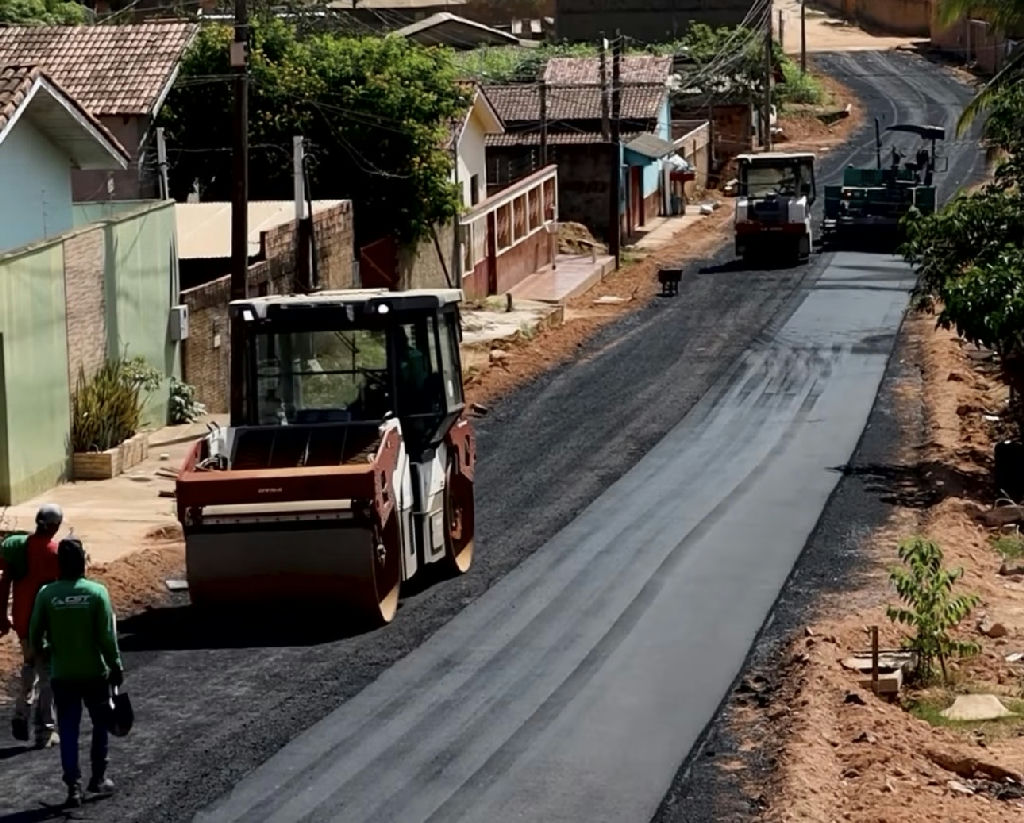 Moradores celebram pavimentação da rua Canavial em Tucumã após anos de espera