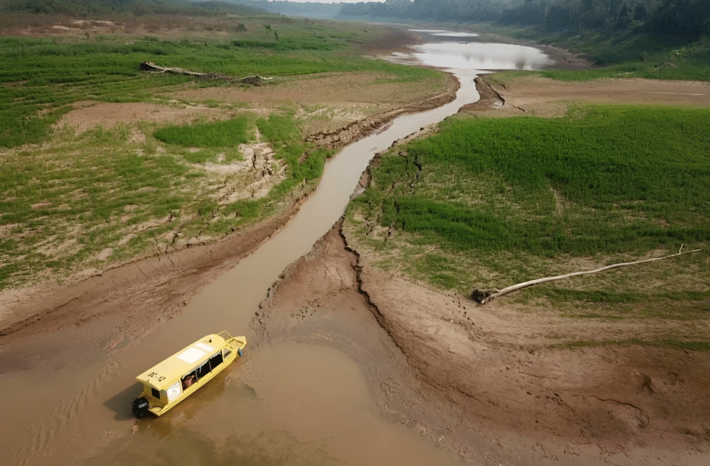 Navegação no Amazonas em risco: seca e dragagens atrasadas acendem alerta