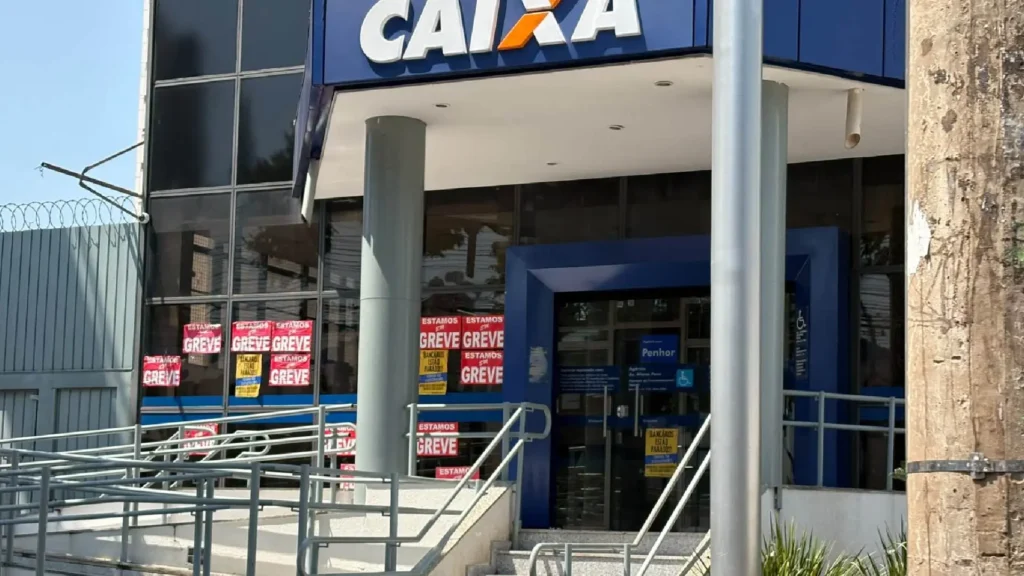 Fim da greve na Caixa e agências reabrem nesta quarta, 30