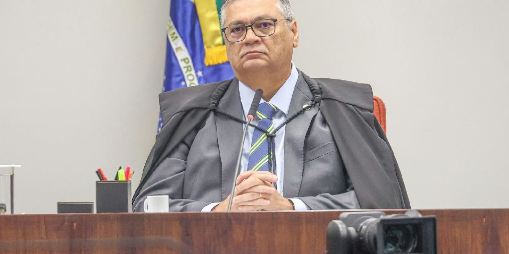 Flávio Dino do STF reverte censura e libera postagem de humorista sobre Nossa Senhora Aparecida