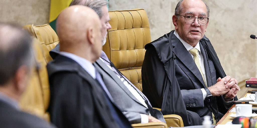 Gilmar Mendes solicita a Fachin acesso completo a dados de celular de ex-banqueiro