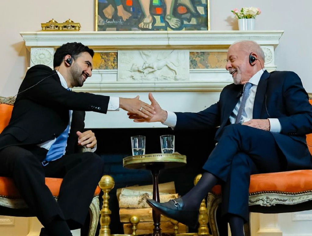 Lula recebe elogio de 'inspiração' do prefeito de Nova York em reunião bilateral