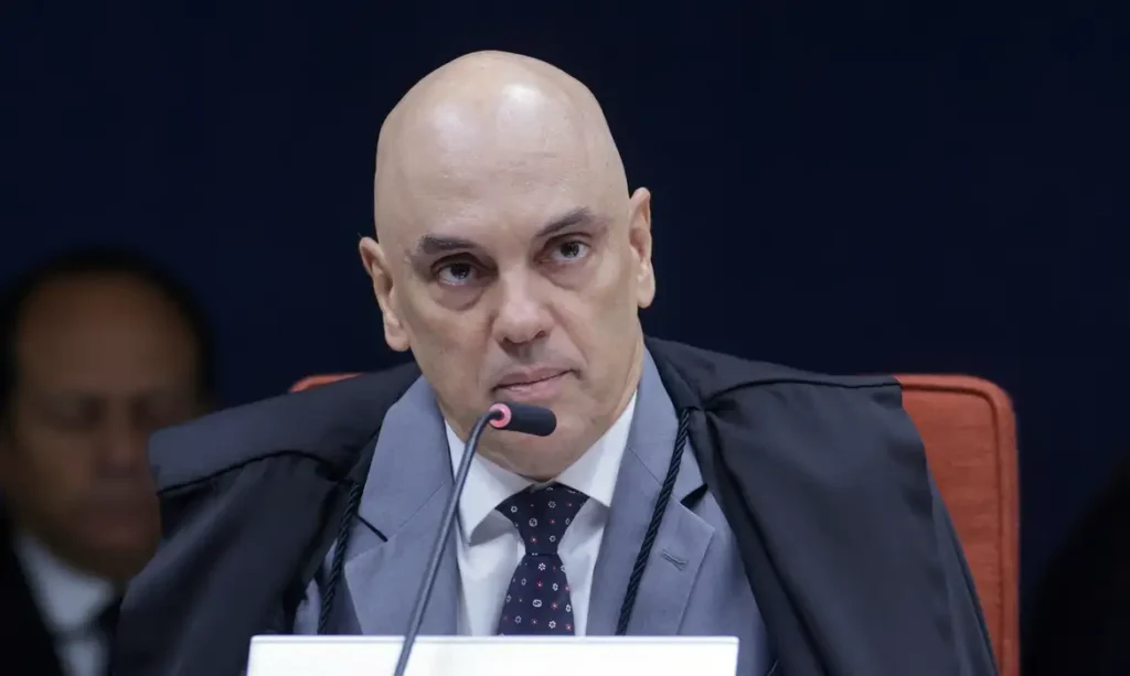 Supremo Tribunal Federal realiza sessão inédita para analisar relatório da PF sobre ministro Moraes