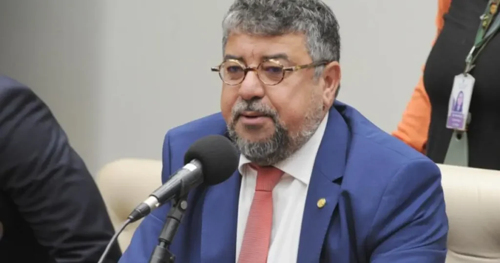 Washington Quaquá critica estratégia da campanha de Lula e aponta falha de diálogo