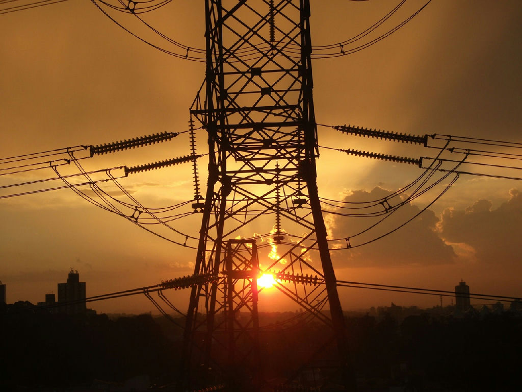 EDF energiza projeto de transmissão no Norte Fluminense e reforça malha elétrica regional