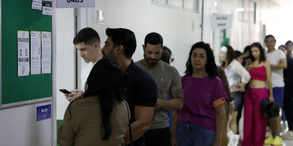 Eleitores questionam processamento de dados de comparecimento do TSE