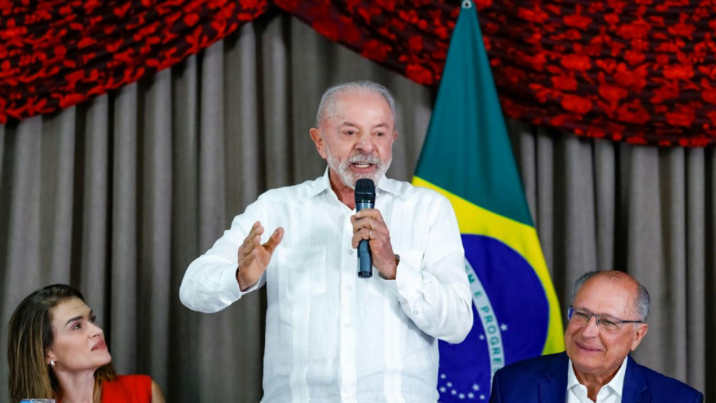 Estratégia de Lula no Senado busca impulso final para o segundo turno