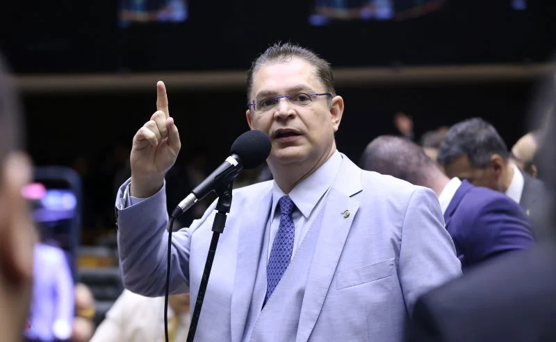 Partido Liberal articula defesa da PEC das Horas Trabalhadas para 2027