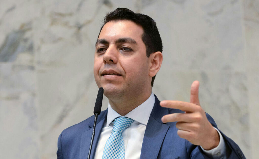 Presidente da APS cobra autonomia e aponta entraves no projeto do Tecon 10