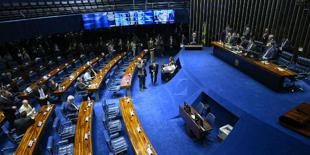 Renovação de dois terços redefine a composição do Senado Federal pós-eleições 2026