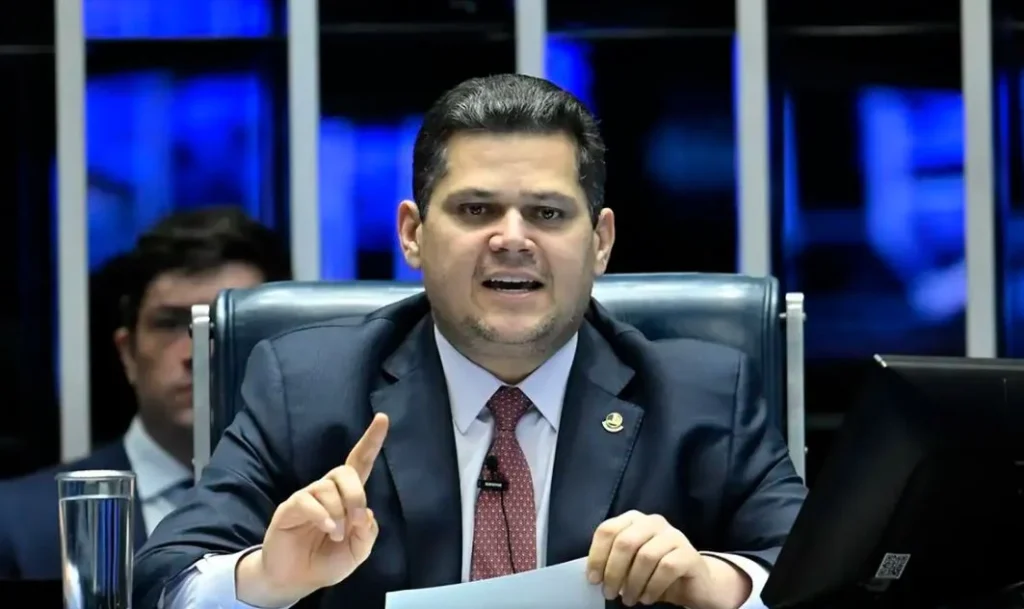 Senado avança com PEC do fim da escala 6x1 antes do segundo turno