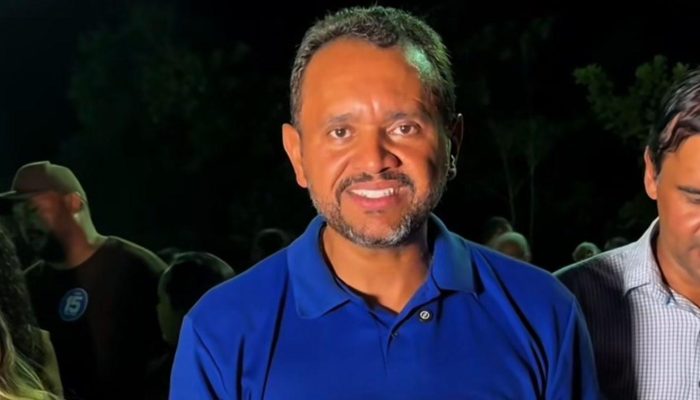 Em Nova Glória, Dr. Rener assina ordem de serviço do 1º asfalto da zona rural de Redenção