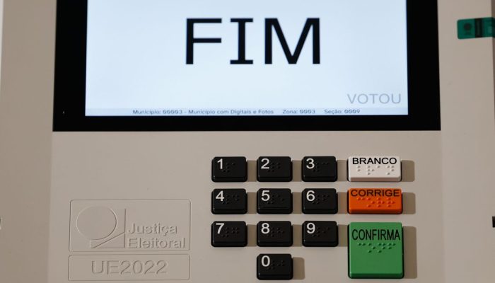 Federação Psol-rede sela apoio a Lula para a reeleição presidencial de 2026