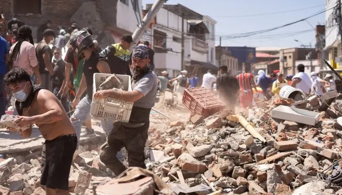 FORTE Terremoto DEIXA PELO MENOS 20 MORTOS NA Colômbia