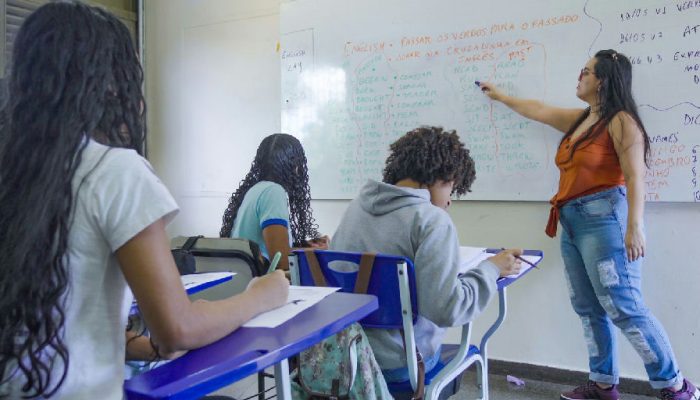 GDF permite aulas normais em escolas privadas do DF fora de locais de votação