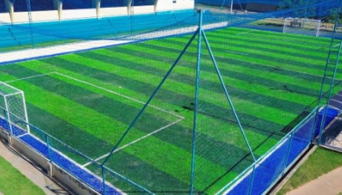 meio da Secretaria Municipal de Esporte e Lazer (SEMEL), realizou uma grande rev
