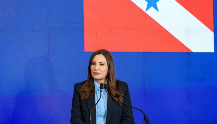 Governadora Hana Ghassan em coletiva nesta sexta-feira.