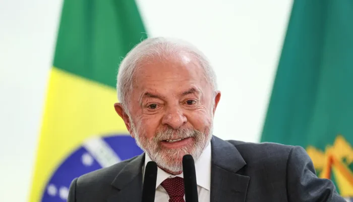Lula adia aprovação de embaixador dos EUA e critica suposta interferência eleitoral