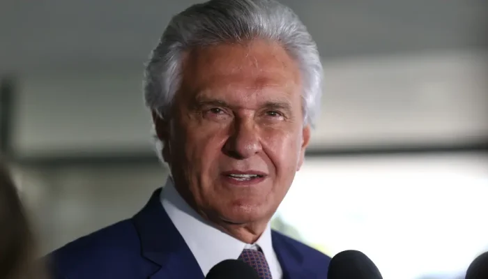 Ronaldo Caiado lamenta ausência de presidenciáveis em debate da VEJA e critica estratégia eleitoral