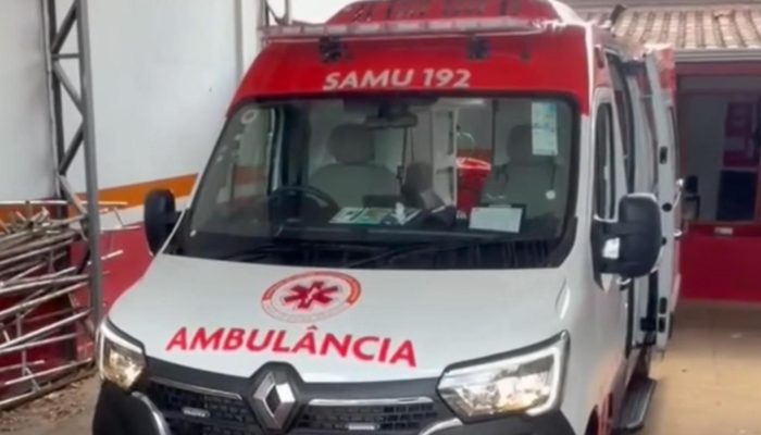 Saúde de Redenção ganha reforço com nova ambulância do SAMU Veículo foi entregue nesta terça-feira (1º) pelo prefeito Dr. Rener