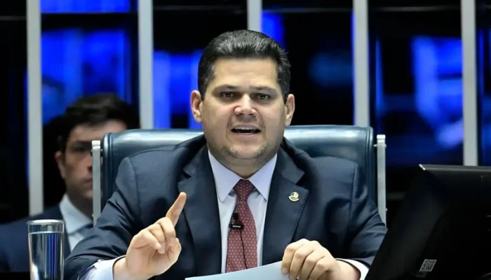 Senado avança com PEC do fim da escala 6x1 antes do segundo turno