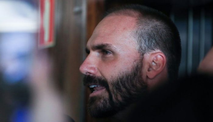STF ratifica condenação de Eduardo Bolsonaro e mantém pena de prisão por 'tarifaço'