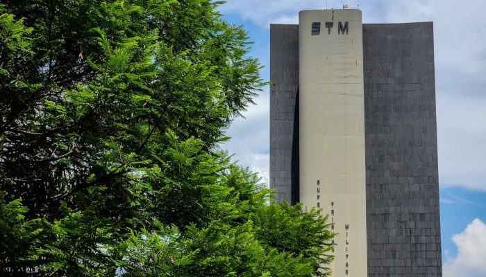 STM cassa patente de tenente reformado do Exército por transmissão intencional de HIV