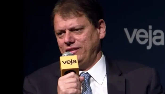Tarcísio de Freitas na sabatina da VEJA: governador de SP discute futuro político