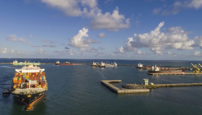 TCU exige explicações do governo sobre aval a terminal privado em Suape