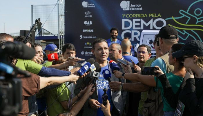 Transparência eleitoral: Nunes Marques reforça segurança da urna eletrônica em evento pela democracia
