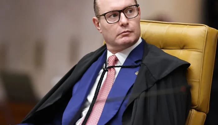 Zanin mantém eleição de Douglas Ruas no Rio ao rejeitar recurso de Eduardo Paes